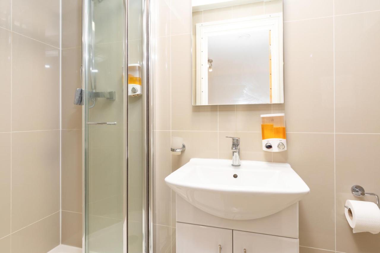 Book Today At Metro Serviced Apartments Bedford - Metro House ,Free Wifi Экстерьер фото