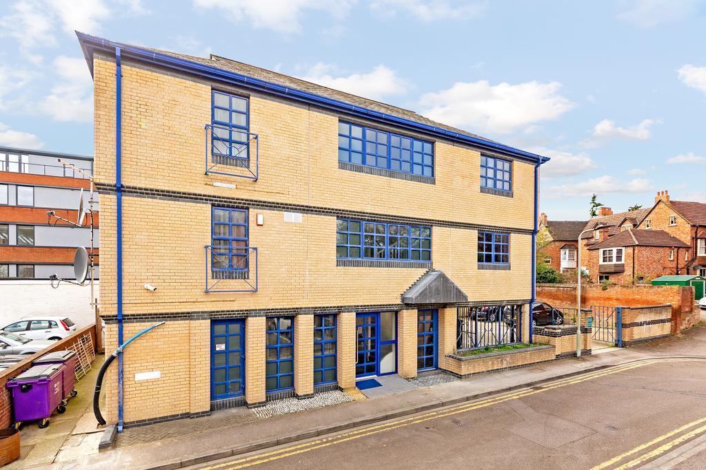 Book Today At Metro Serviced Apartments Bedford - Metro House ,Free Wifi Экстерьер фото